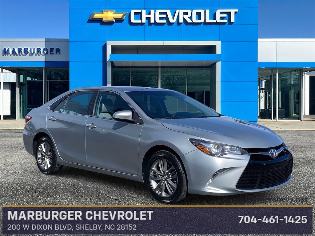 Used 2017 Toyota Camry XLE