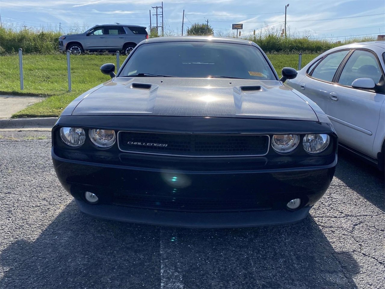 2014 Dodge Challenger SXT Plus photo 2