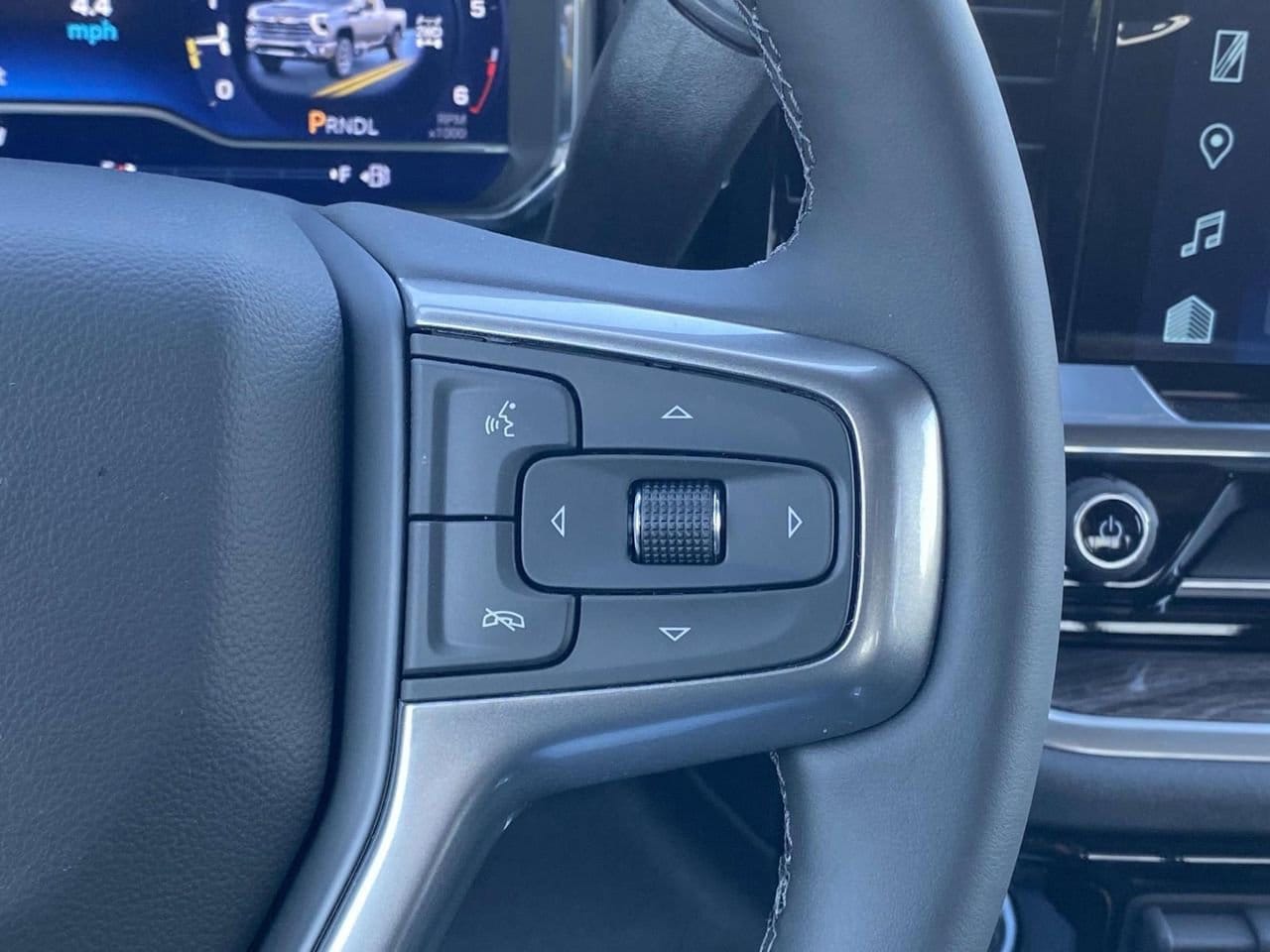 2025 Chevrolet Silverado 2500 HD LTZ - Photo 24