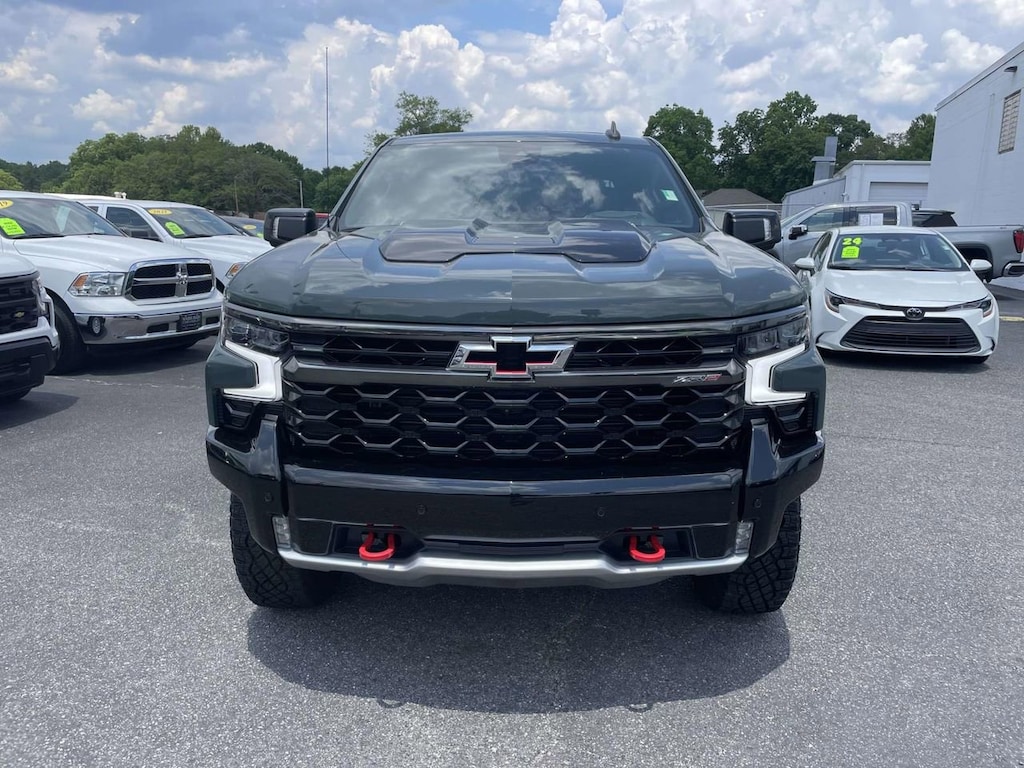 Used 2025 Chevrolet Silverado 1500 ZR2 Truck