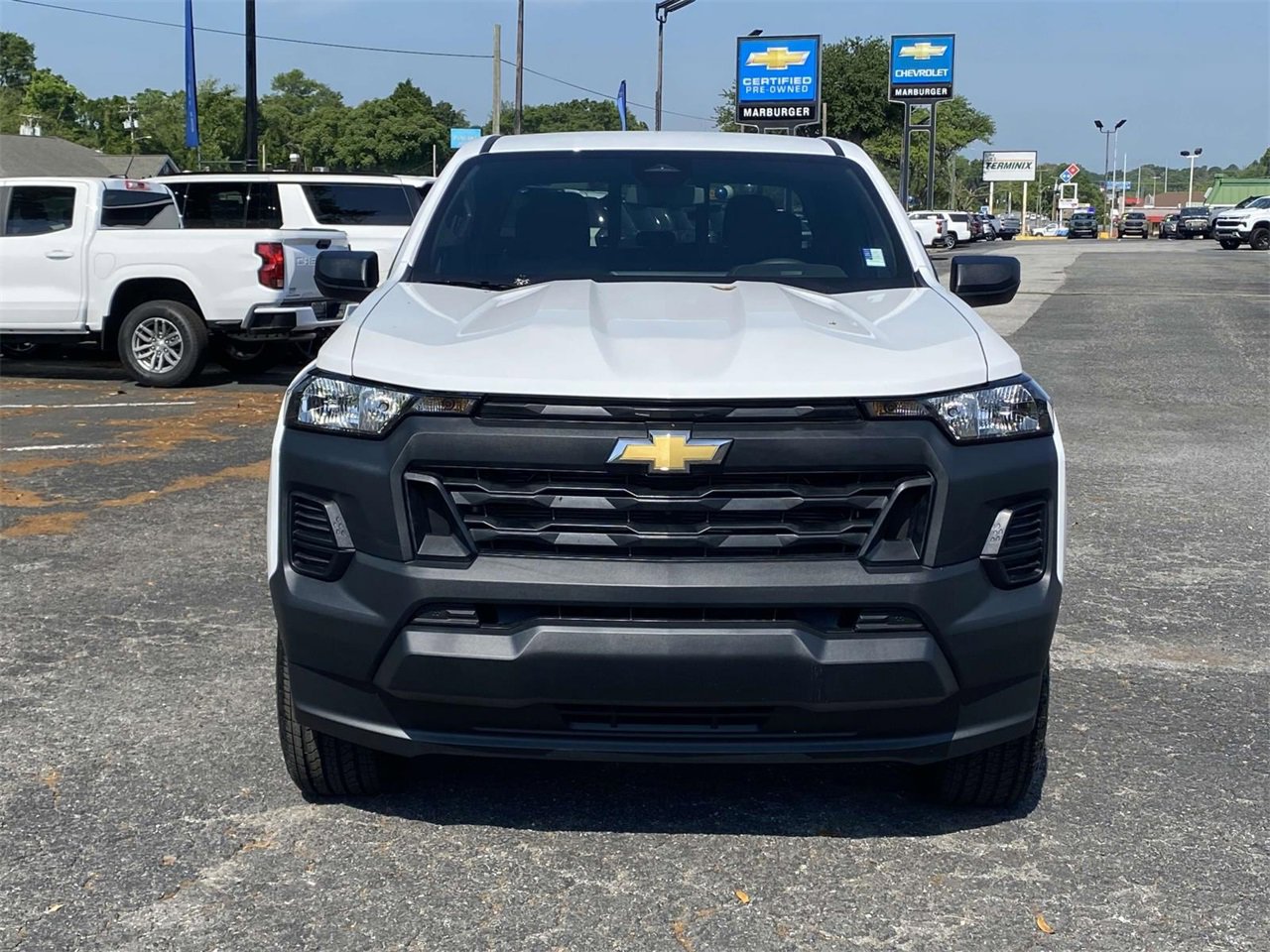 2025 Chevrolet Colorado LT photo 2
