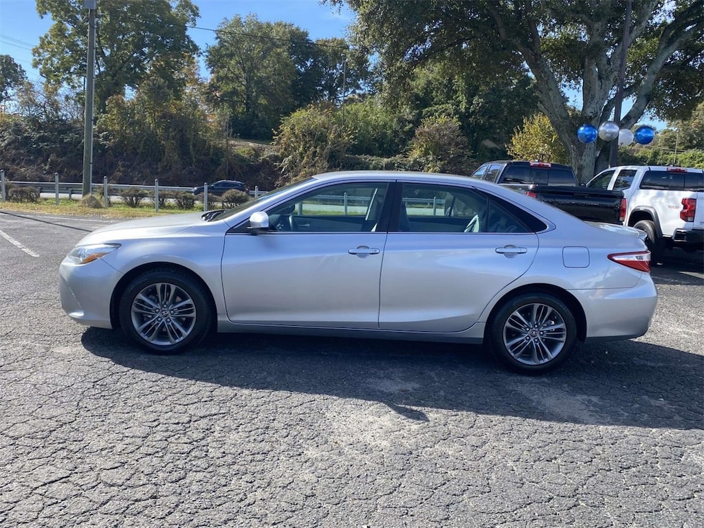 Used 2017 Toyota Camry XLE