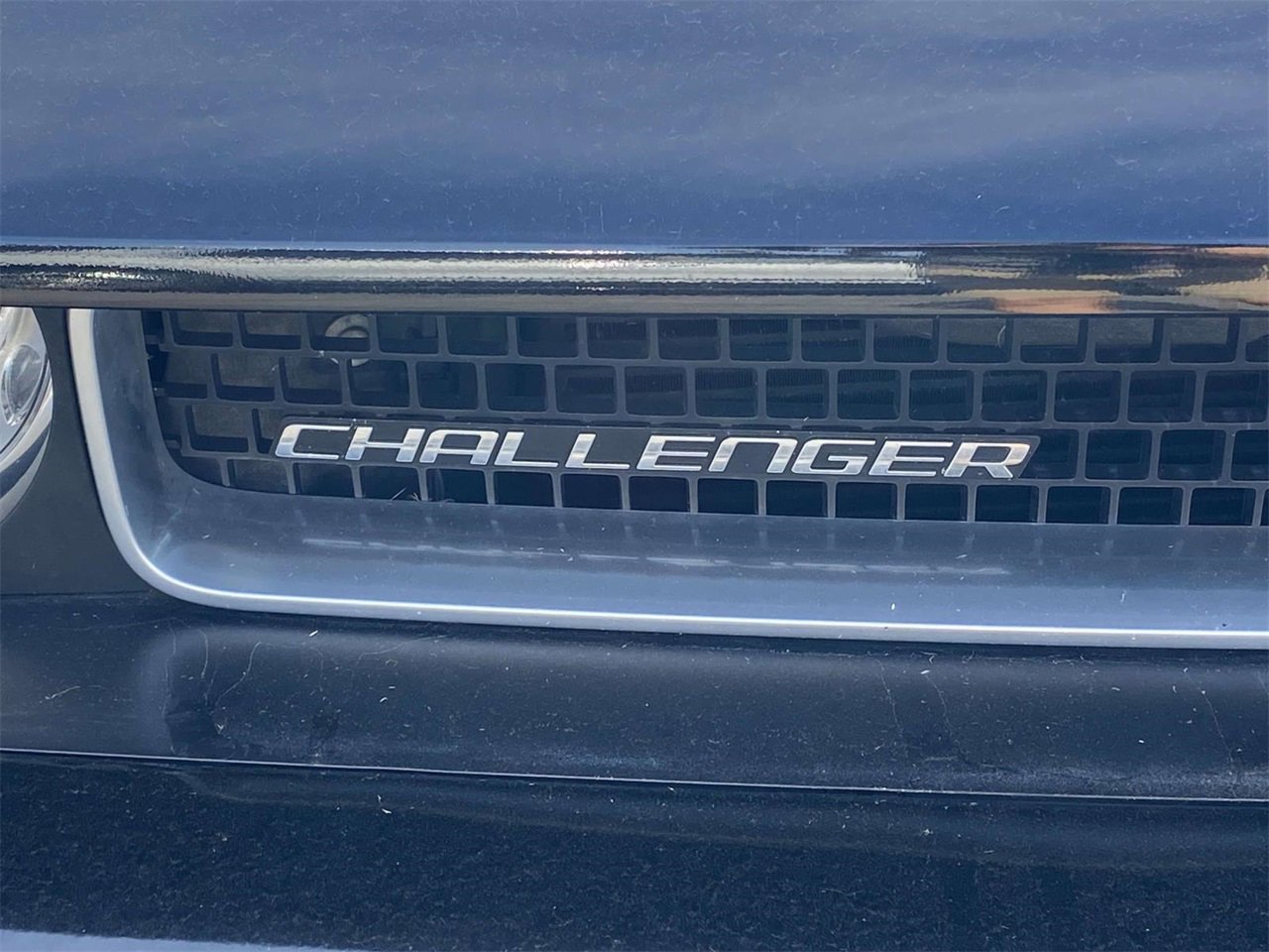 2014 Dodge Challenger SXT Plus photo 4