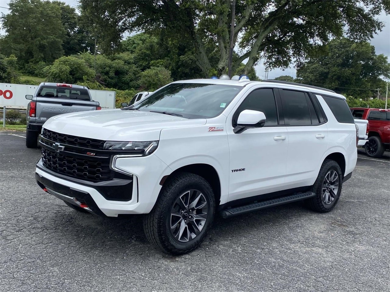 2023 Chevrolet Tahoe Z71 photo 2