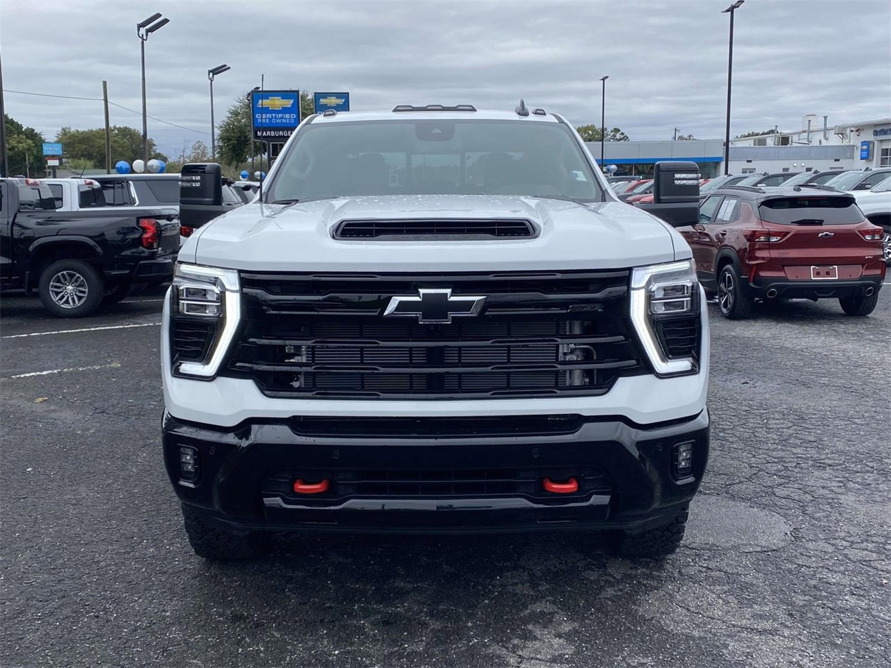 2025 Chevrolet Silverado 2500HD LT photo 2