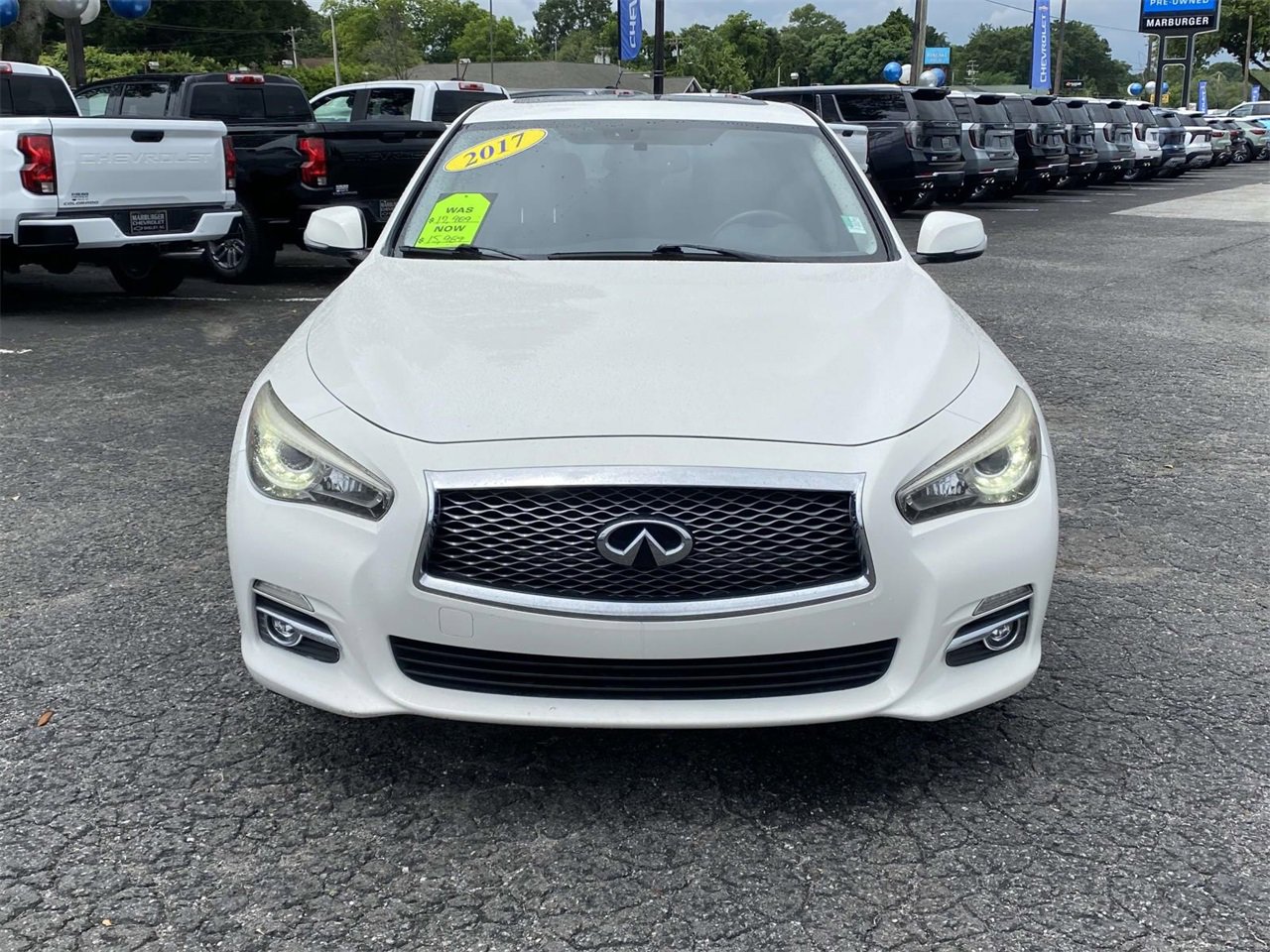 2017 Infiniti Q50 3.0t Premium photo 2