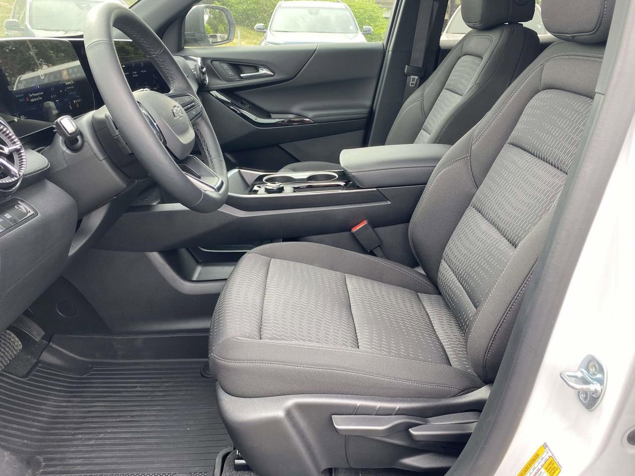 2026 Chevrolet Equinox LT - Photo 13