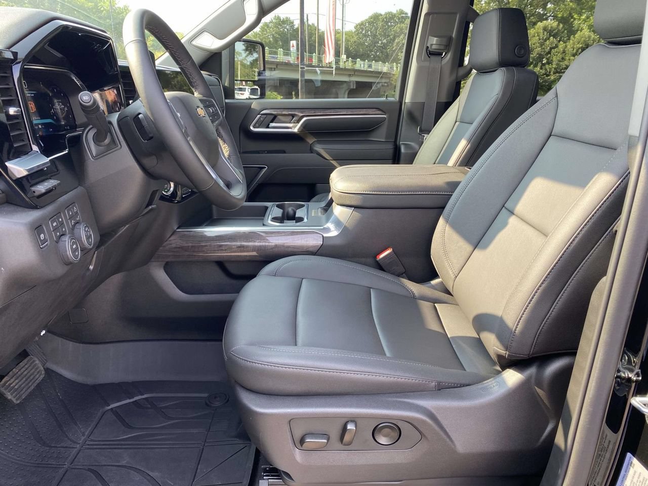 2026 Chevrolet Silverado 2500 HD LTZ - Photo 15