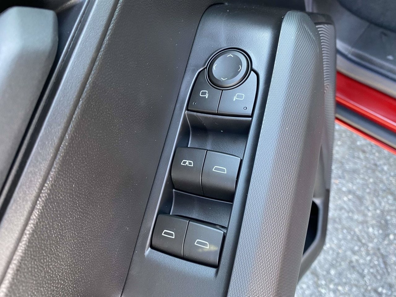 2026 Chevrolet Colorado Trail Boss - Photo 17