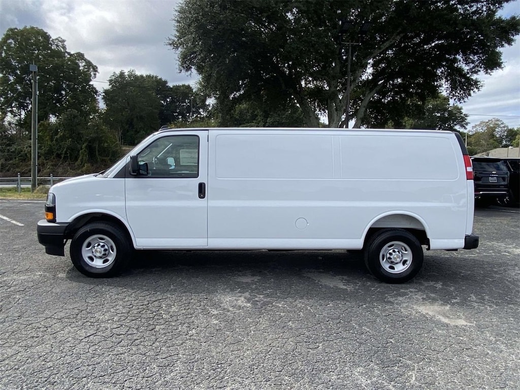 New 2025 Chevrolet Express Cargo 3500 WT Van