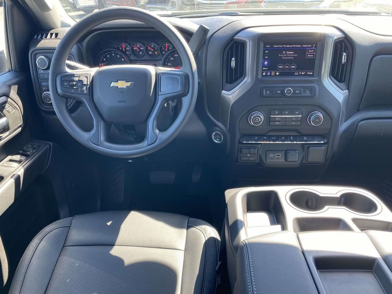 2026 Chevrolet Silverado 2500 HD Custom - Photo 10