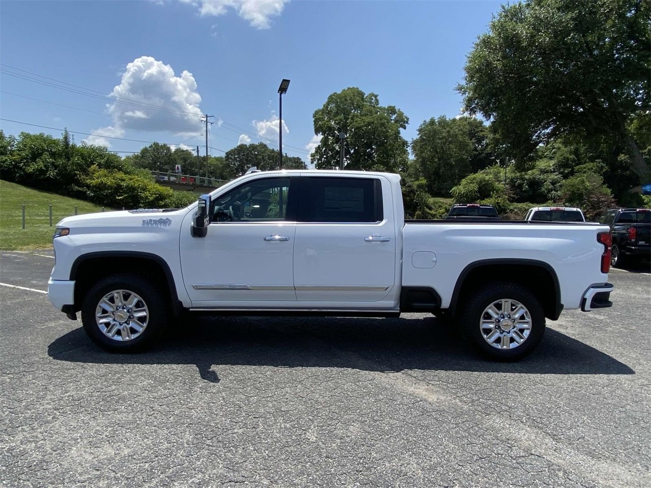 2025 Chevrolet Silverado 2500HD High Country photo 4