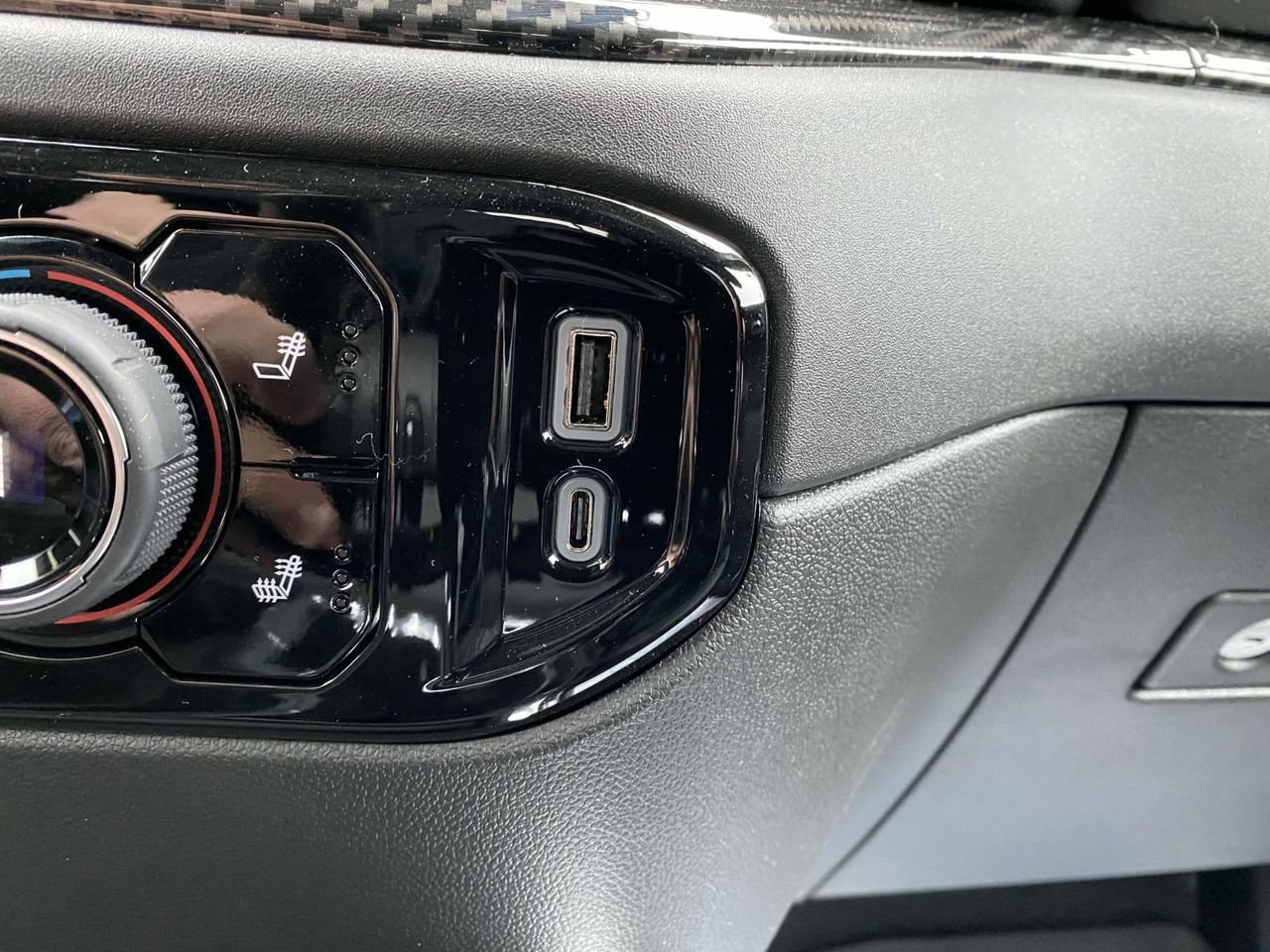 2025 Chevrolet Silverado 1500 RST - Photo 26