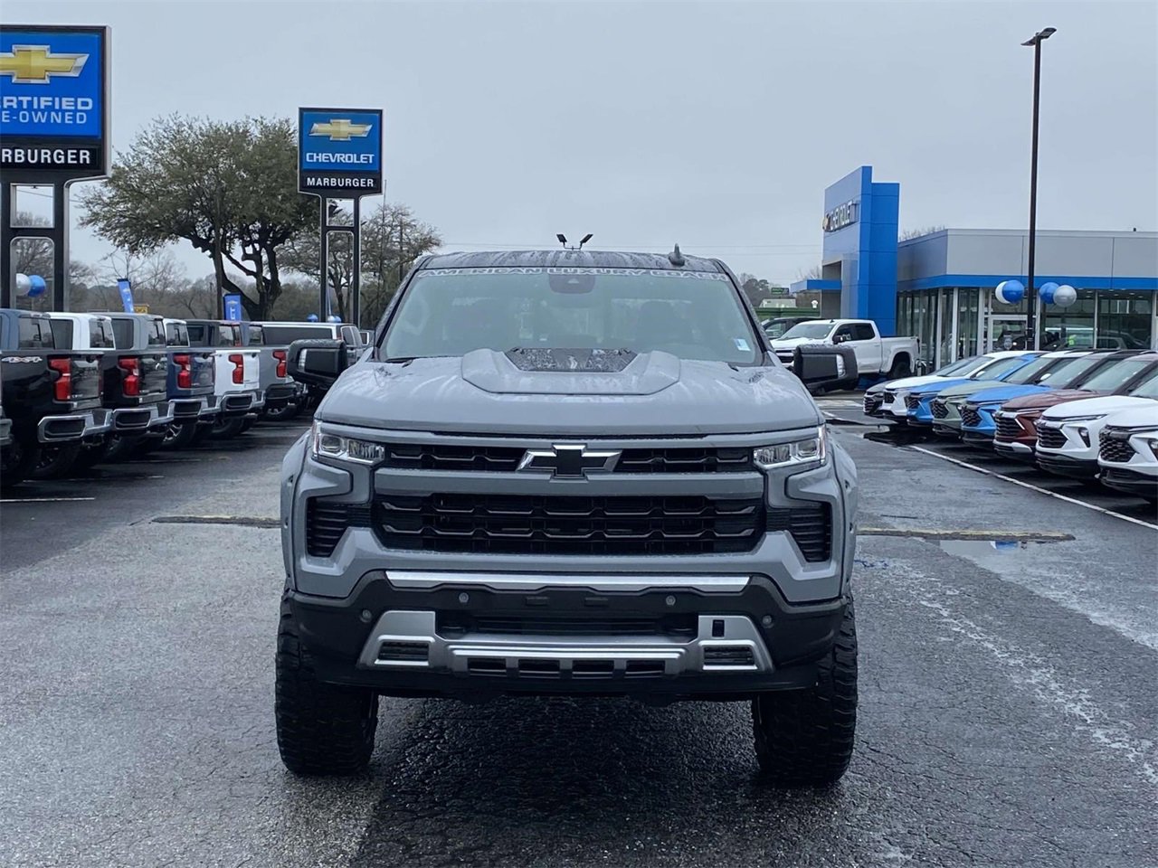 2025 Chevrolet Silverado 1500 RST photo 2