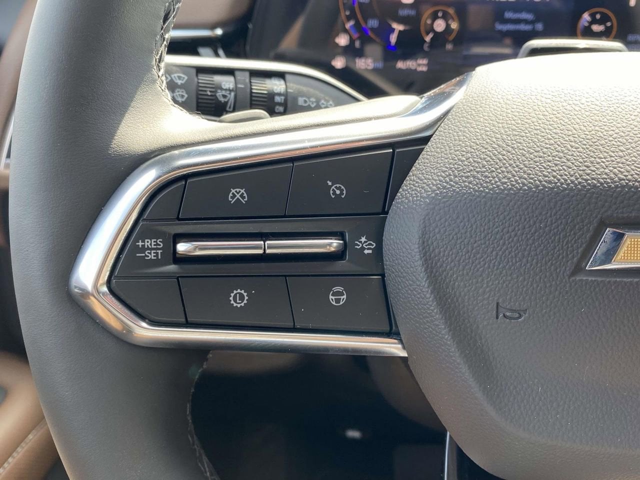 2025 Chevrolet Suburban High Country - Photo 21