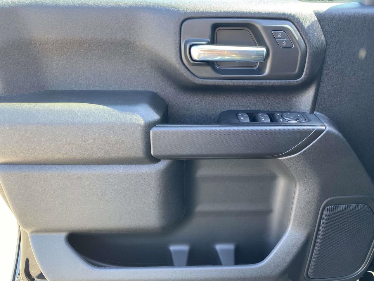 2026 Chevrolet Silverado 2500 HD Custom - Photo 16