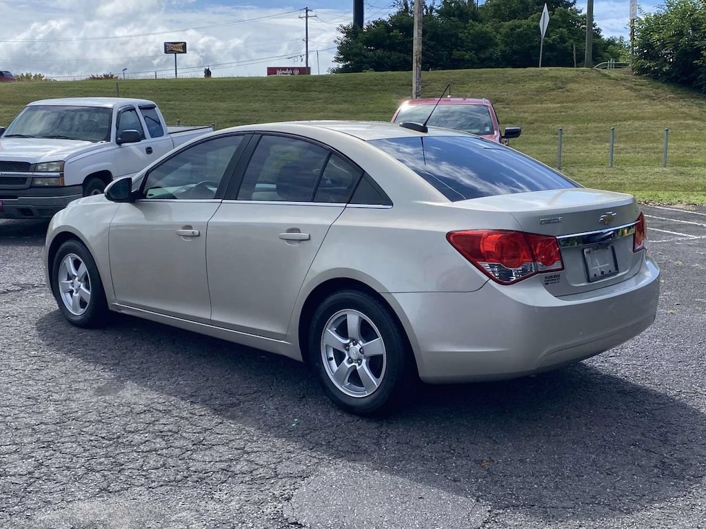 Used 2015 Chevrolet Cruze LT Car