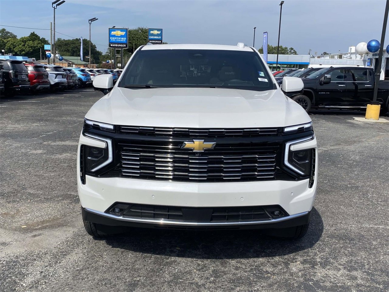 2025 Chevrolet Suburban High Country photo 2
