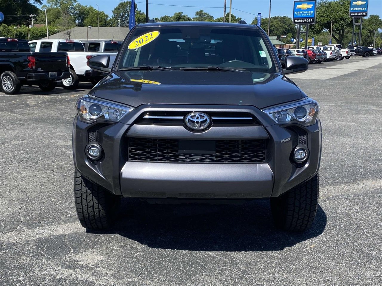 2022 Toyota 4Runner SR5 photo 2