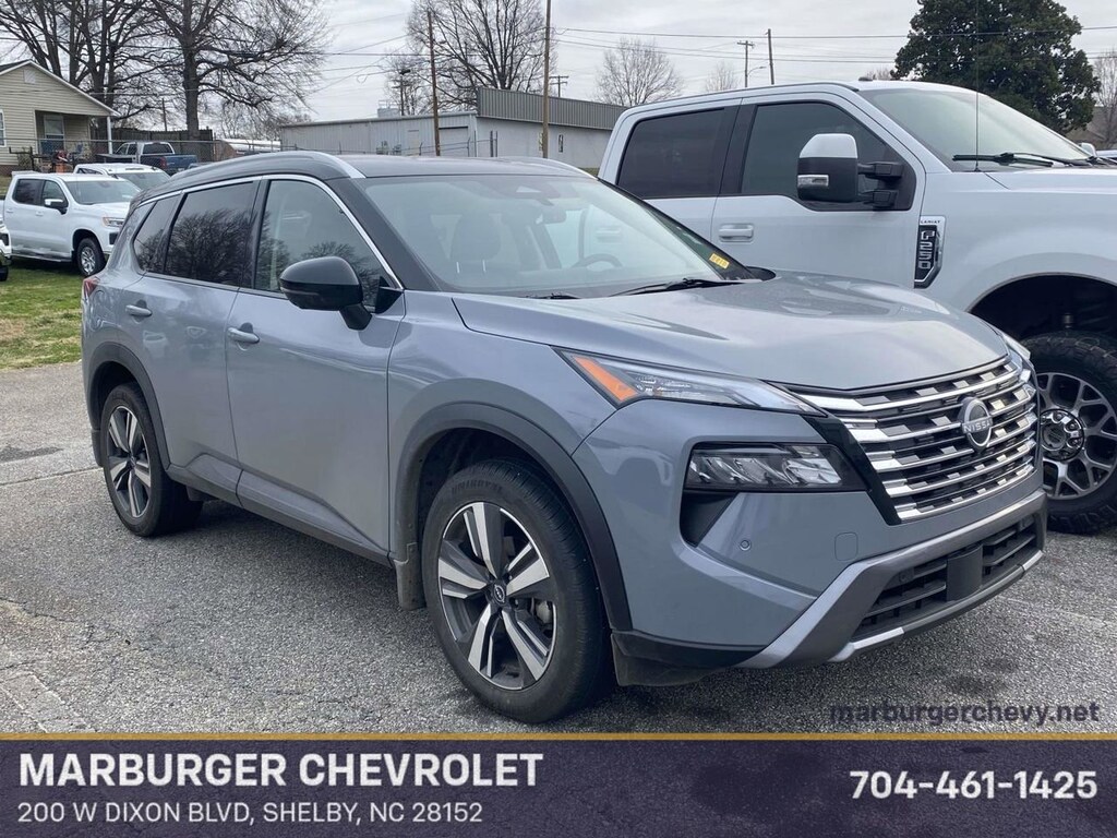 Used 2024 Nissan Rogue SL