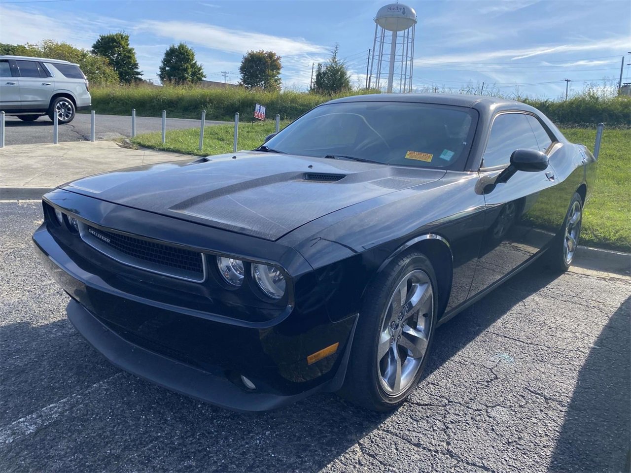 2014 Dodge Challenger SXT Plus photo 3