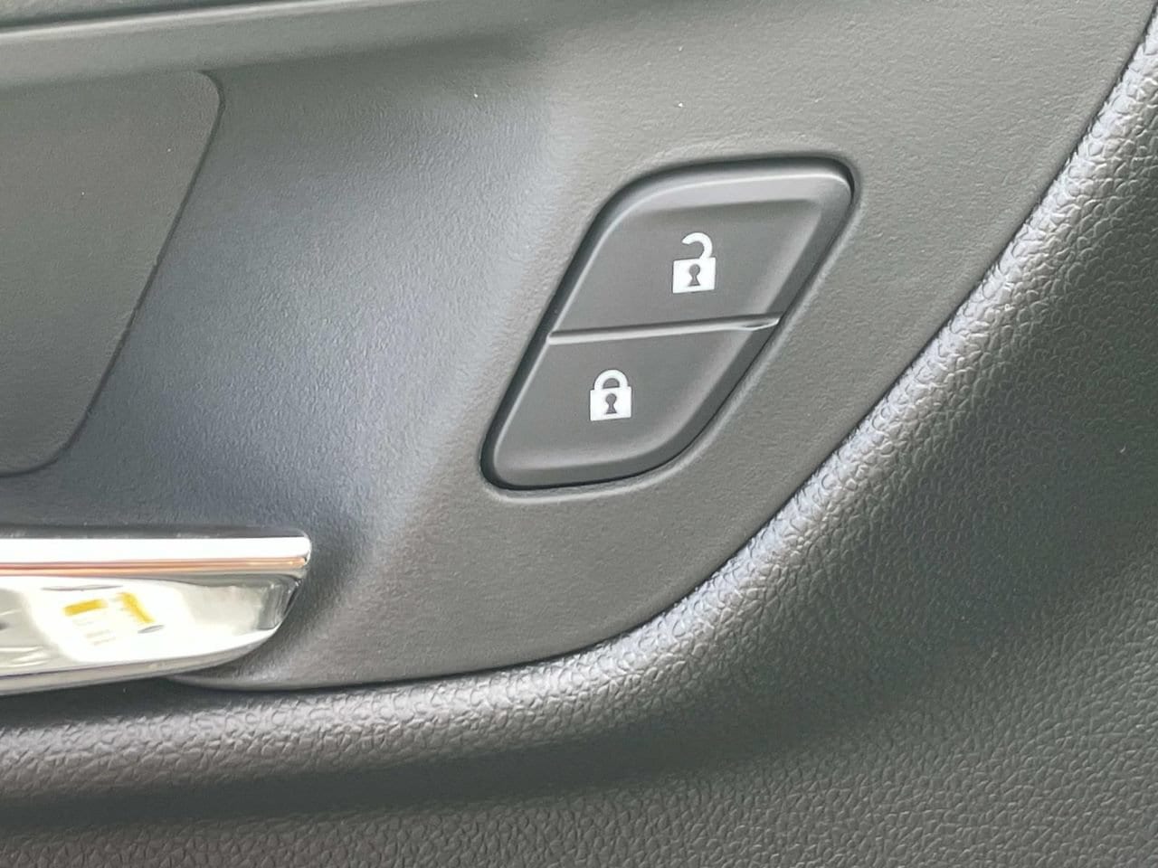 2026 Chevrolet Trax LT - Photo 16
