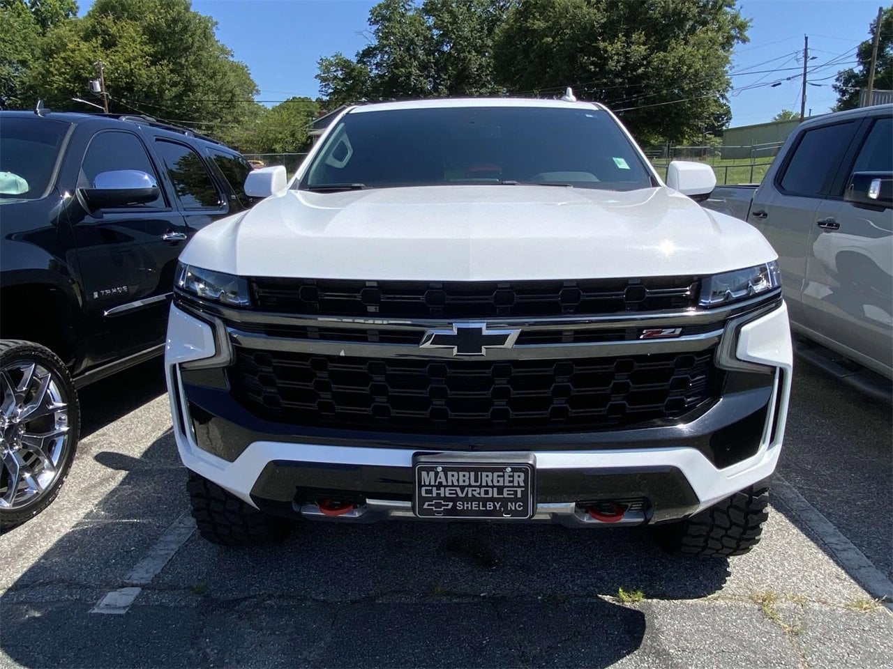 Used 2022 Chevrolet Suburban Z71 with VIN 1GNSKDKD6NR260729 for sale in Shelby, NC