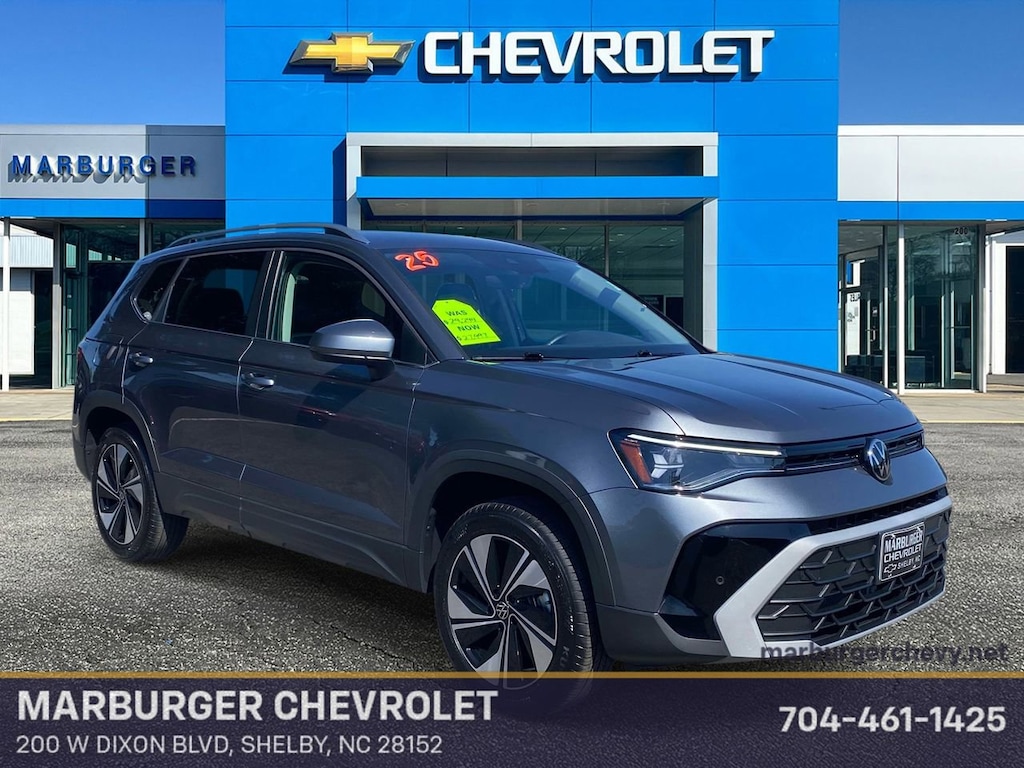 Used 2025 Volkswagen Taos SE