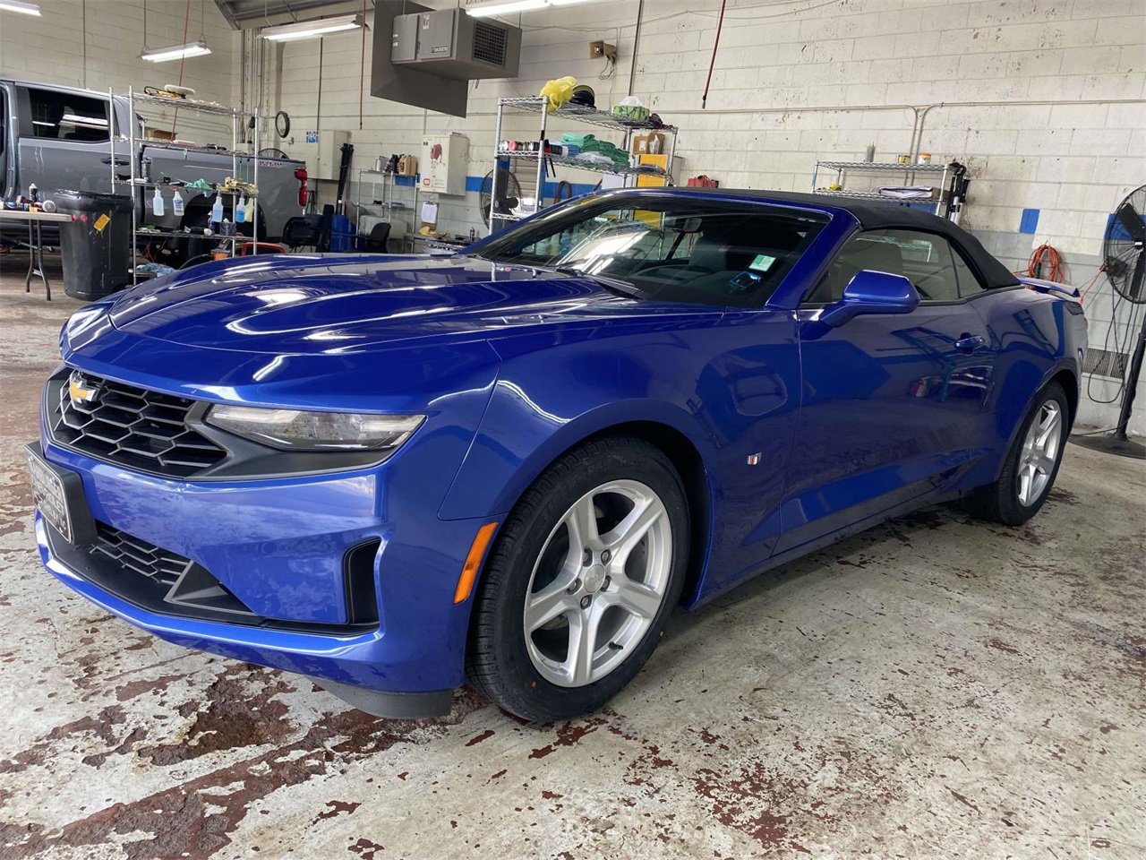2023 Chevrolet Camaro 2LT 3LT photo 3