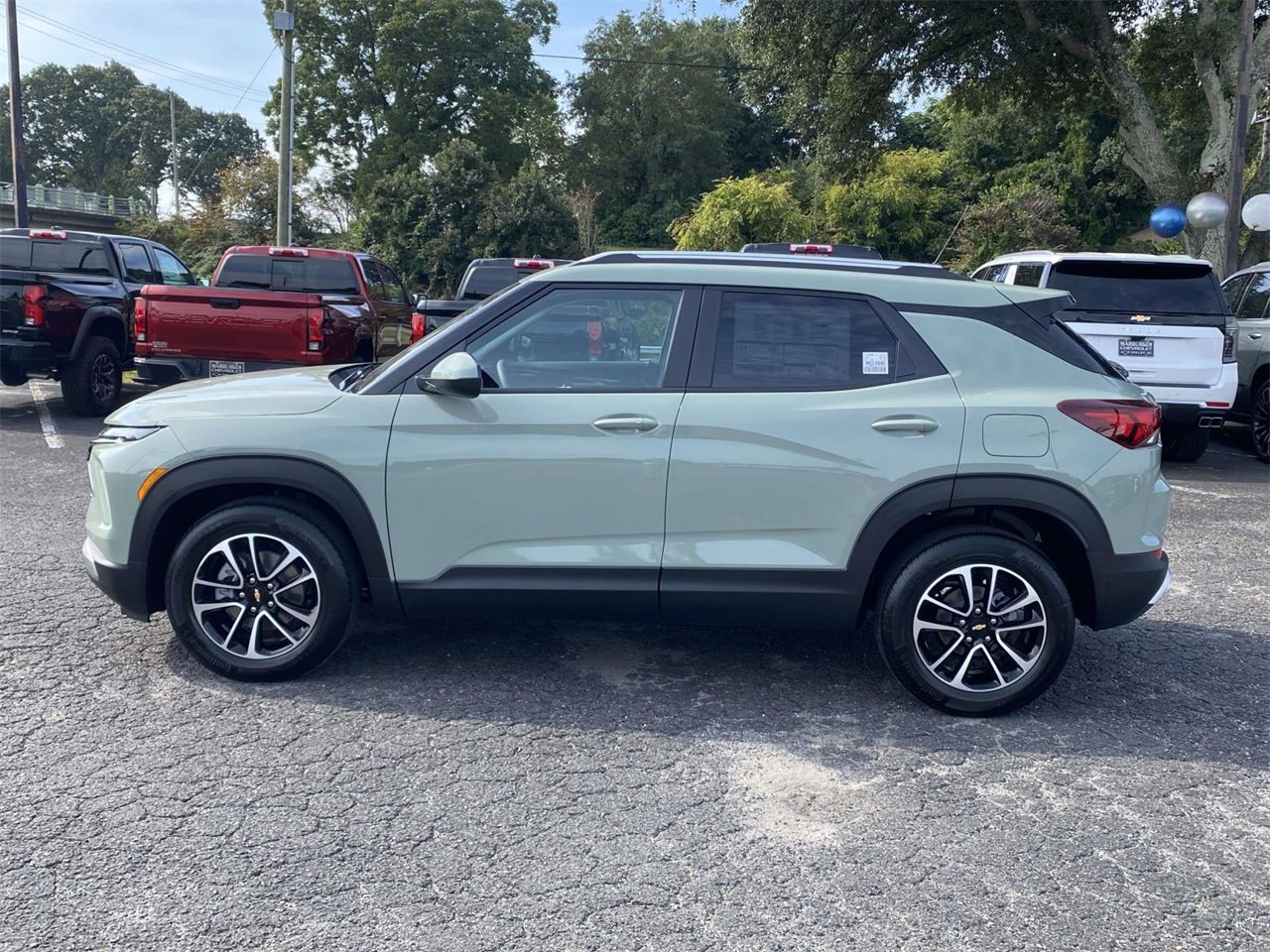 2026 Chevrolet Trailblazer LT photo 3
