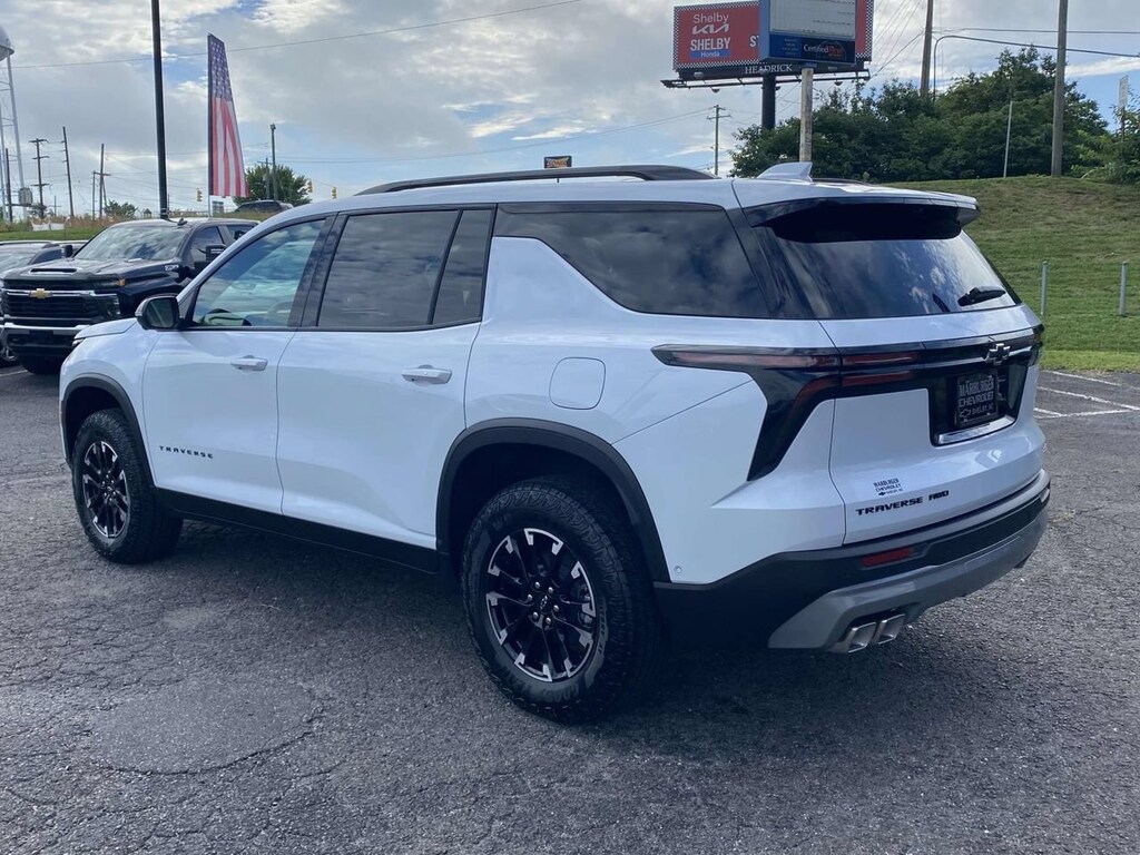 New 2026 Chevrolet Traverse Z71 SUV