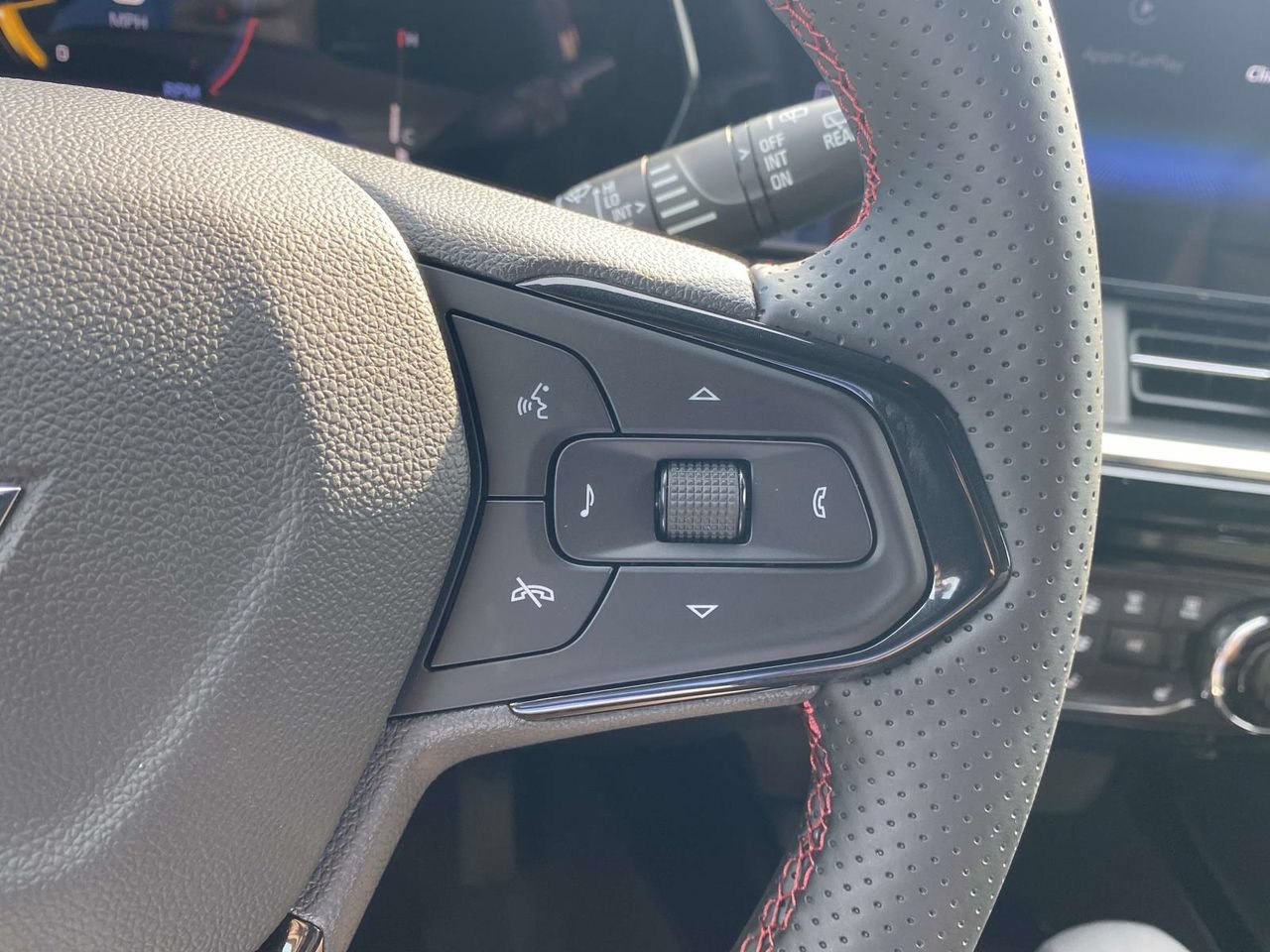 2026 Chevrolet Trax RS - Photo 21