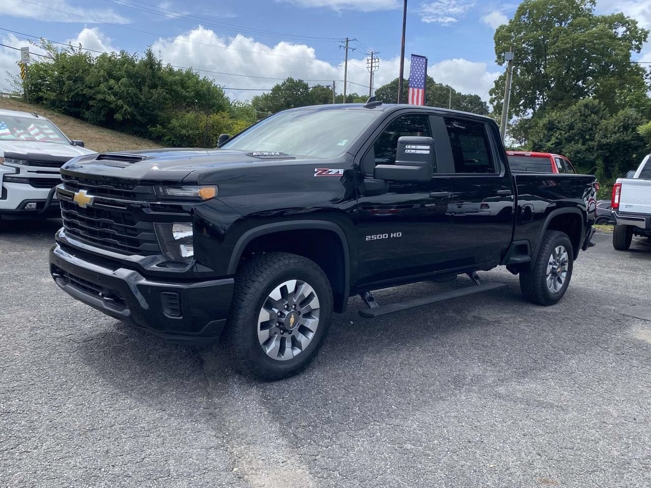 2026 Chevrolet Silverado 2500 HD Custom - Photo 3