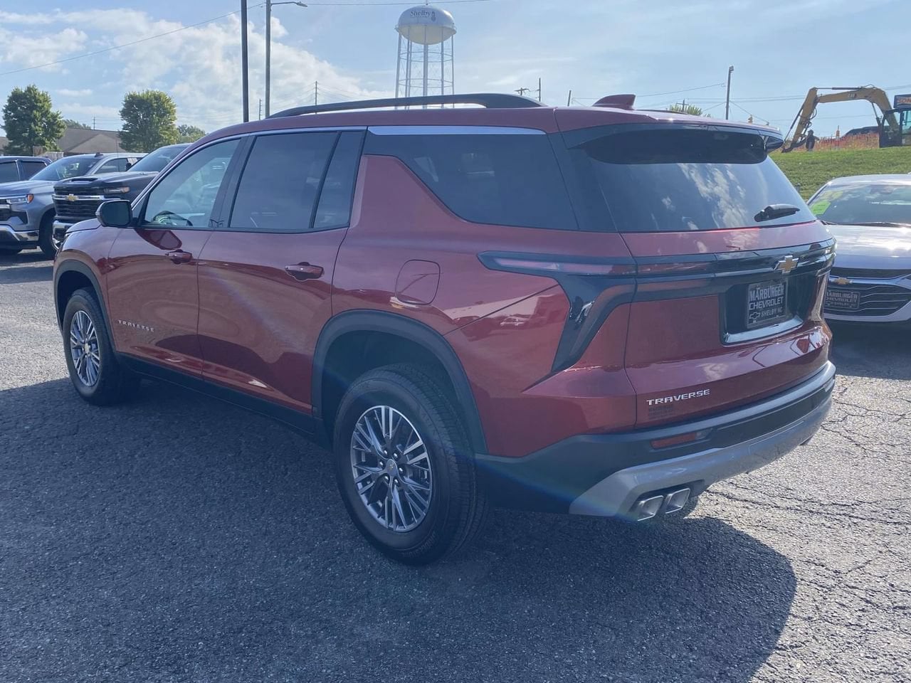 2027 Chevrolet Traverse LT - Photo 4