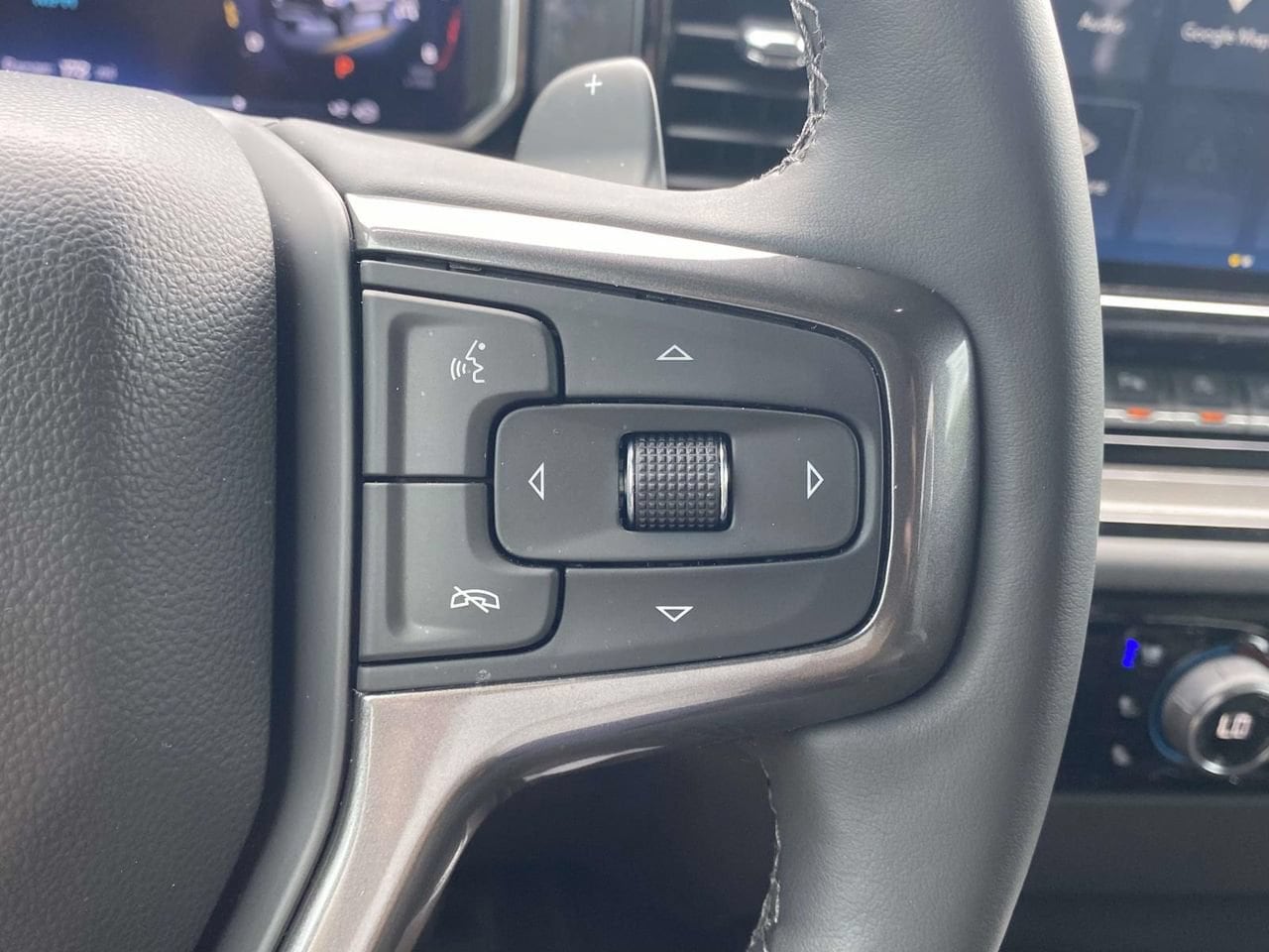 2026 Chevrolet Silverado 1500 ZR2 - Photo 21