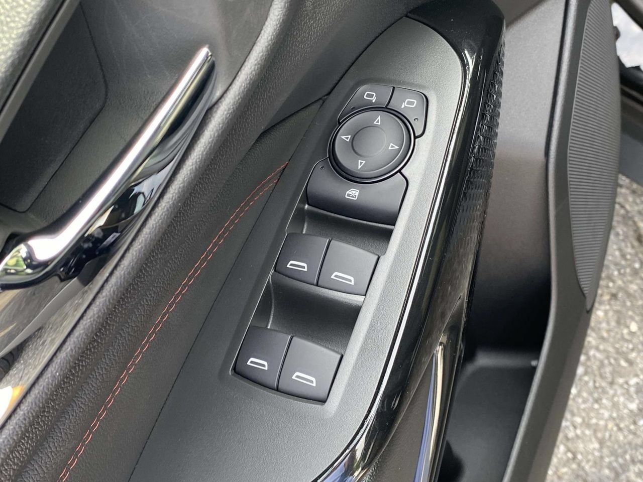 2026 Chevrolet Trax RS - Photo 17