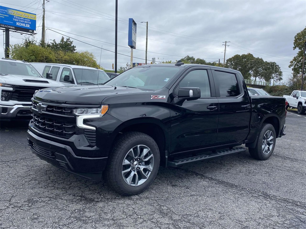 2025 Chevrolet Silverado 1500 RST photo 3