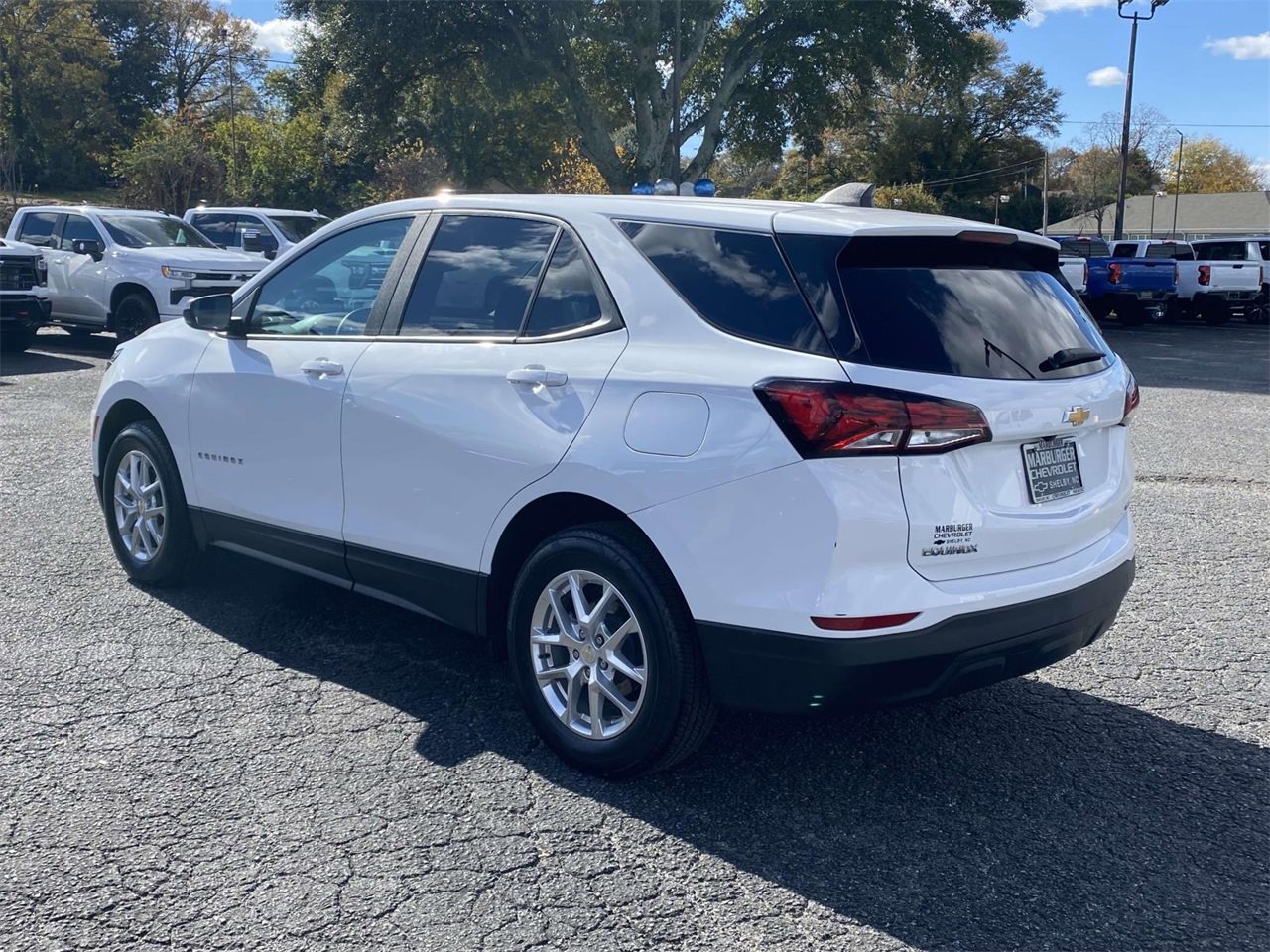 2022 Chevrolet Equinox LS photo 4