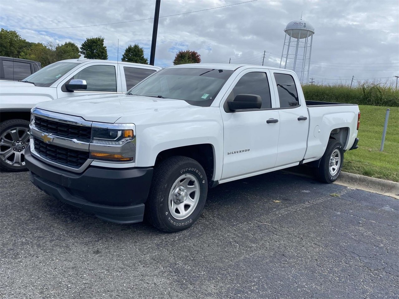 2019 Chevrolet Silverado Work Truck Base photo 3