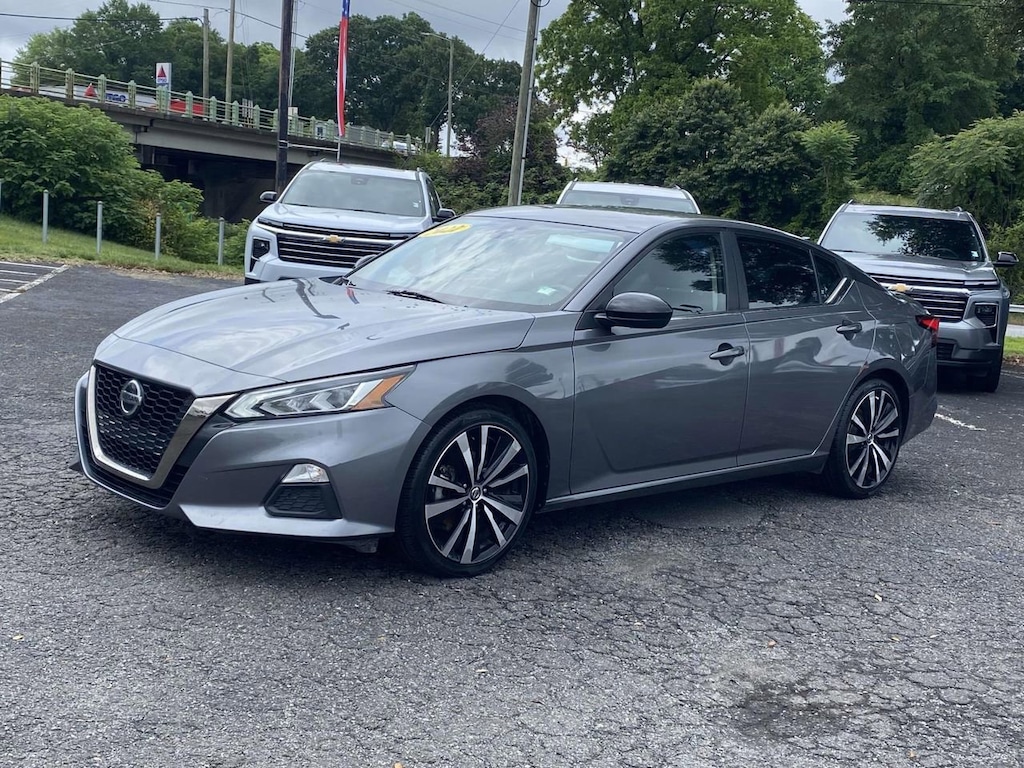 Used 2022 Nissan Altima 2.5 SR