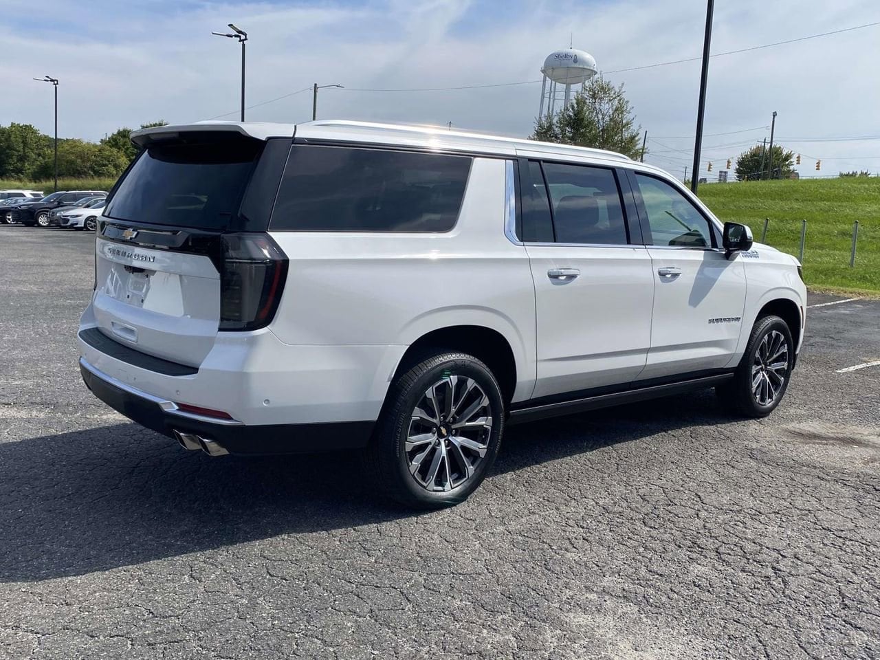 2025 Chevrolet Suburban High Country - Photo 7