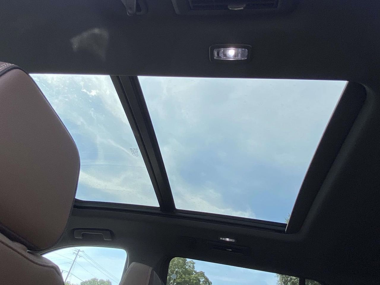 2025 Chevrolet Suburban High Country - Photo 13