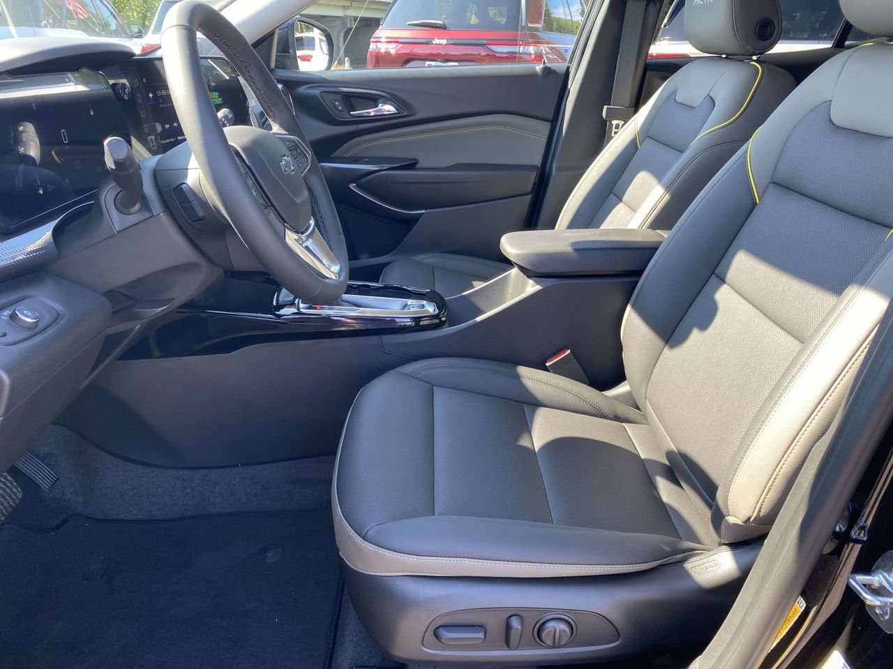 2026 Chevrolet Trax Activ - Photo 13