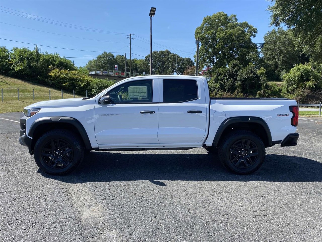 2025 Chevrolet Colorado Trail Boss photo 4