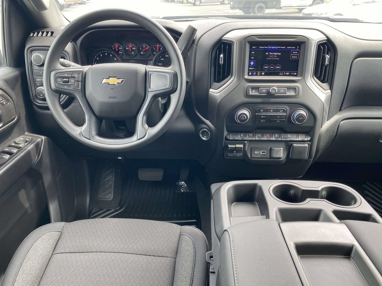 2026 Chevrolet Silverado 2500 HD Custom - Photo 10