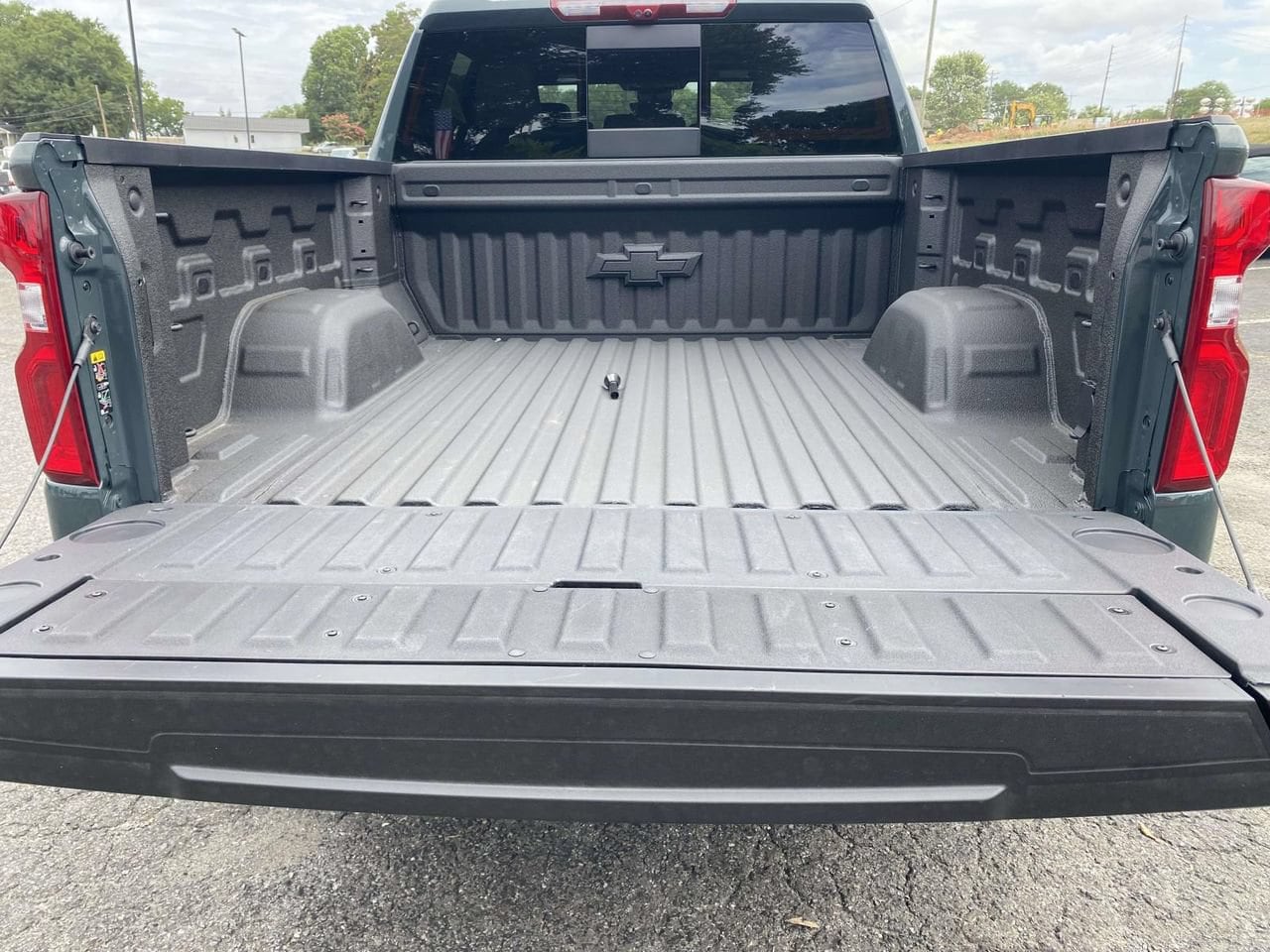 2026 Chevrolet Silverado 1500 ZR2 - Photo 8