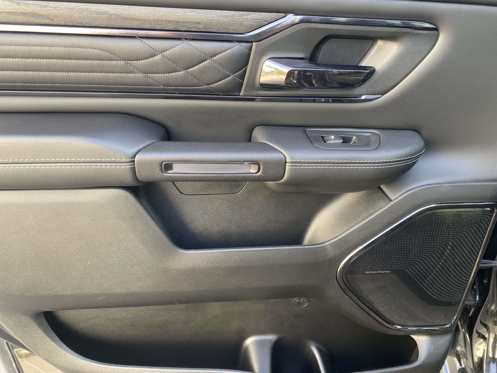 2025 RAM Ram 1500 Pickup Limited - Photo 14
