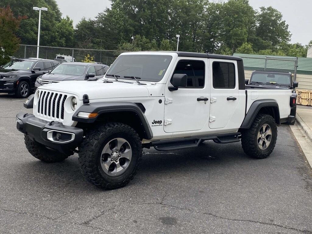 Used 2023 Jeep Gladiator Sport S