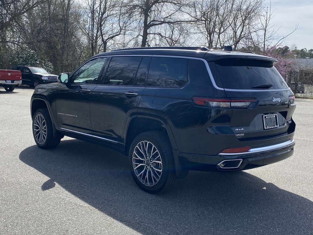 New 2025 Jeep Grand Cherokee L SUMMIT RESERVE 4X4 Sport Utility
