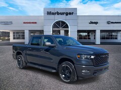 2026 Ram 1500 WARLOCK CREW CAB 4X4 5'7 BOX Pickup